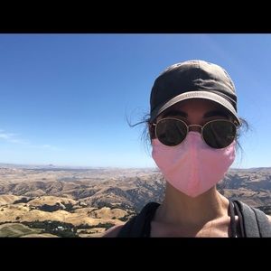 Meet your Posher, Colleen